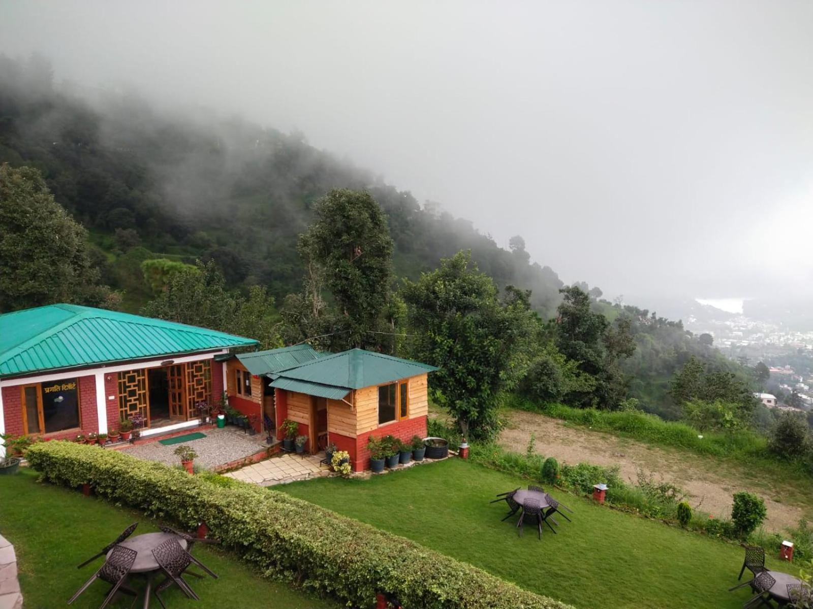 Pragati Resort & Restaurant- Eden Of Kumaon Bhowali Exterior photo
